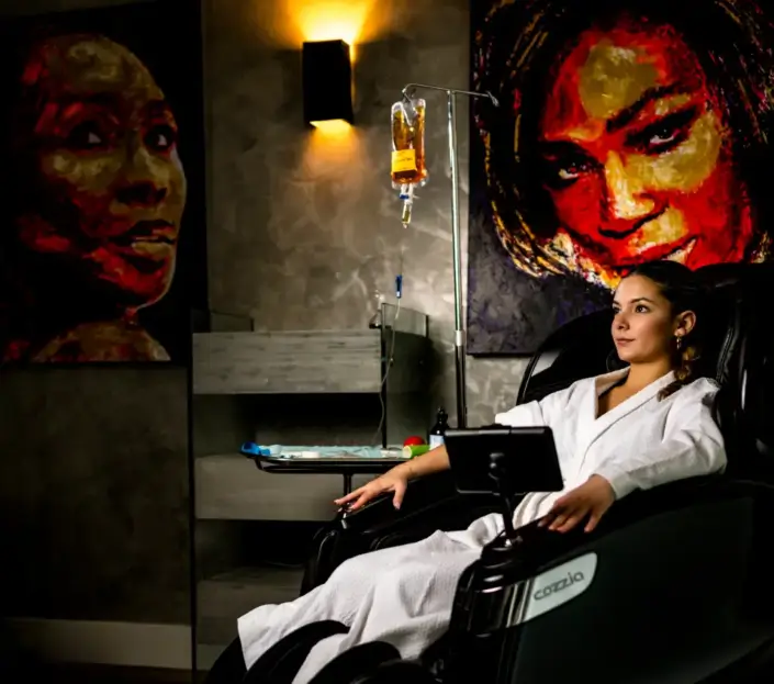 Patient at Miami luxury medical clinic, Casa Privee. Book an appointment & experience the difference the best concierge medicine in Miami can make. Executive wellness center in Miami, Florida.